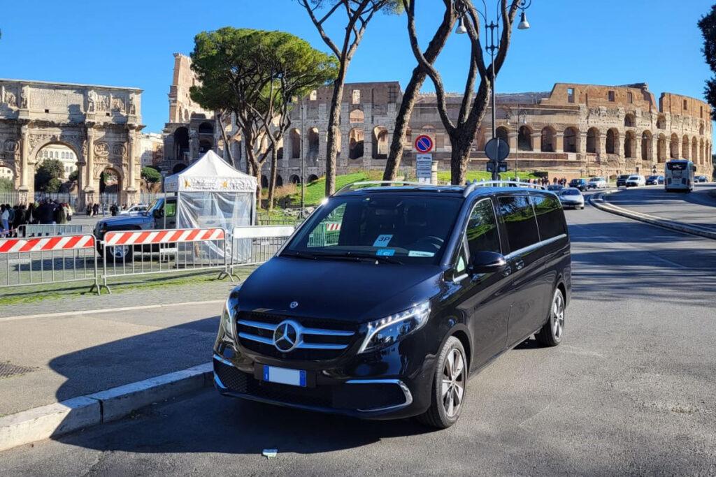 Limousine fleet: Mercedes V Class Front
